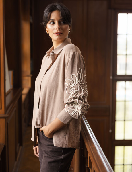 Camisa Menta beige