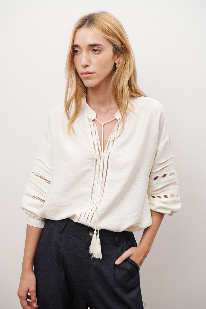 CAMISA SOLEDAD - BEIGE 