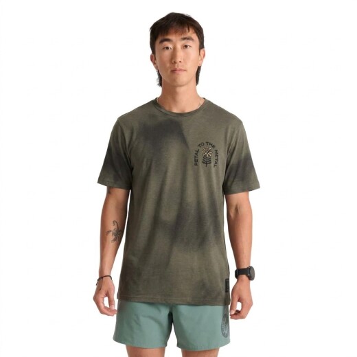 Remera Roark Mathis Tie Dye - Verde Remera Roark Mathis Tie Dye - Verde