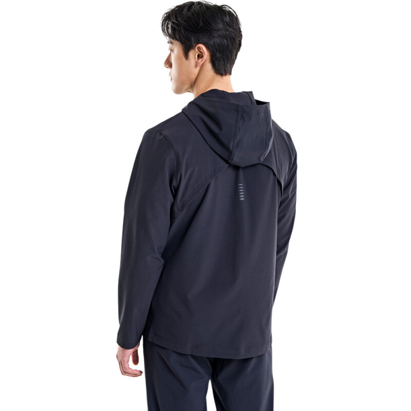 UA OUTRUN THE STORM JACKET-BLK BLK-002