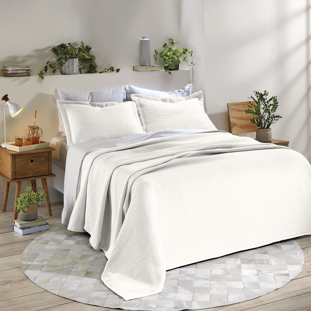 Juego Colcha y Funda Dohler King 100% Microfibra - HUESO 