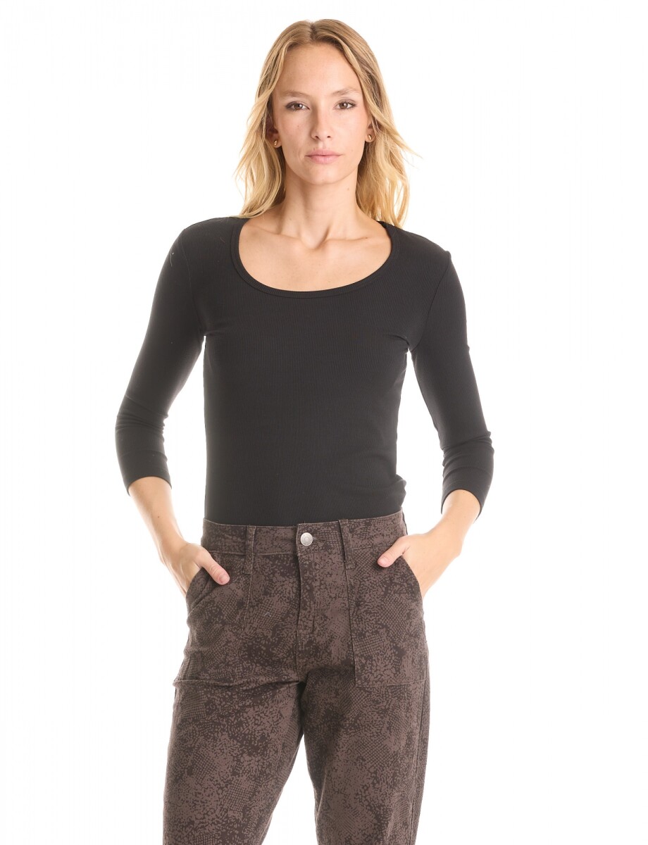 Remera Basica Ribs - Negro 