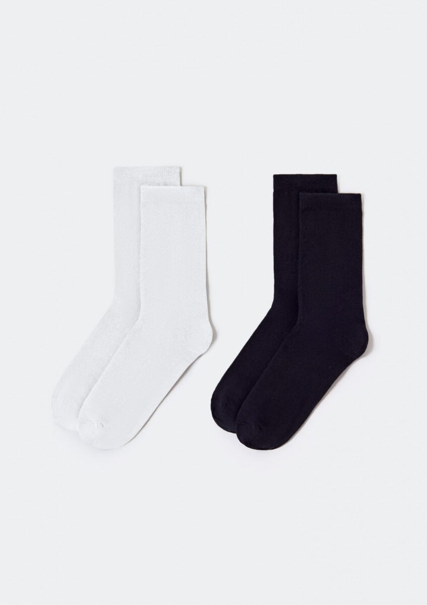 KIT CON 2 PARES DE MEDIAS UNISSEX DE CAÑO MEDIO - KIT 2 CALCETINES UNISEX 