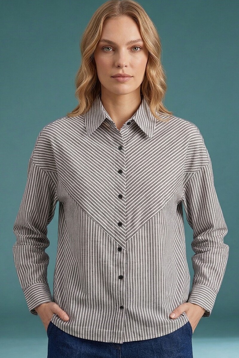 Camisa Nina. Camisa Nina.