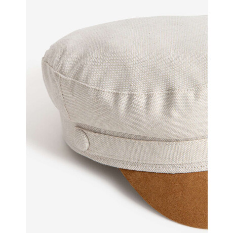 Baker Cruda Con Visera A Contratono Combinacion Bicolor