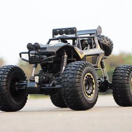 Auto todo terreno 4x4 a control remoto para niños Dorado