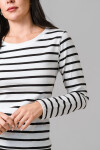 REMERA VALERIA CRUDO Y NEGRO