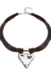 COLLAR MEZCLA DE HILO DE SEDA CON CUERO MARRÓN OSCURO Y DETALLE DE CORAZÓN BAÑADO EN PLATA DE LEY Colgante