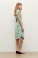 Vestido rayado con bordado verde