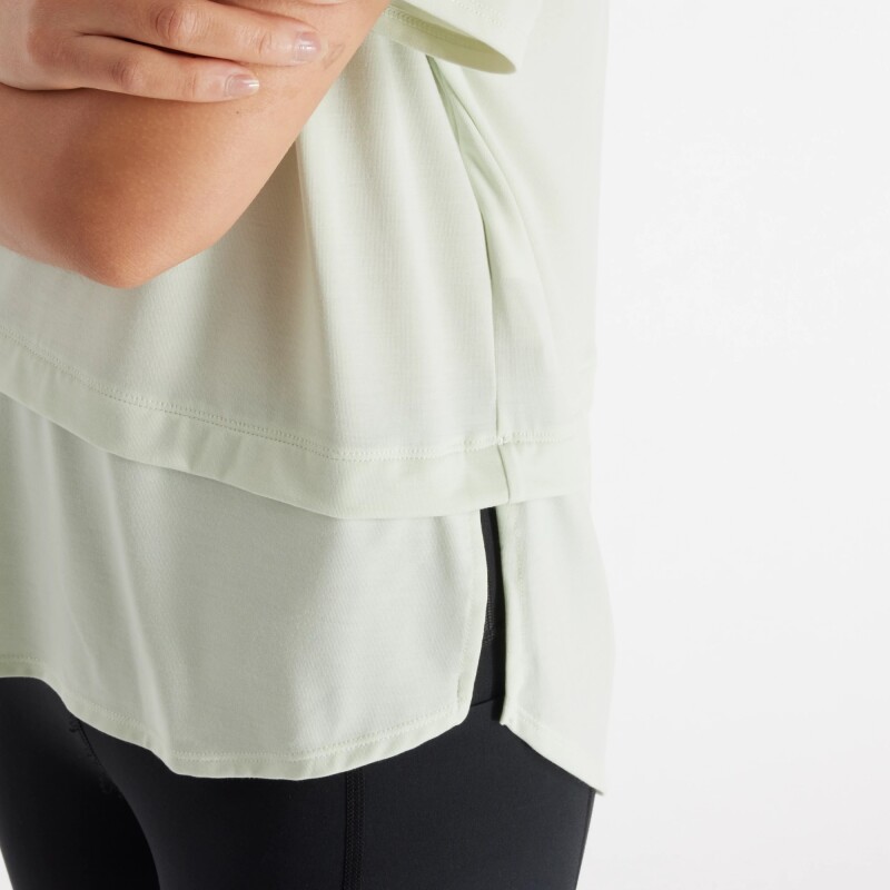 Remera New Balance de Dama - DRAPEY OVERSIZED - WT43210NUM NATURALM