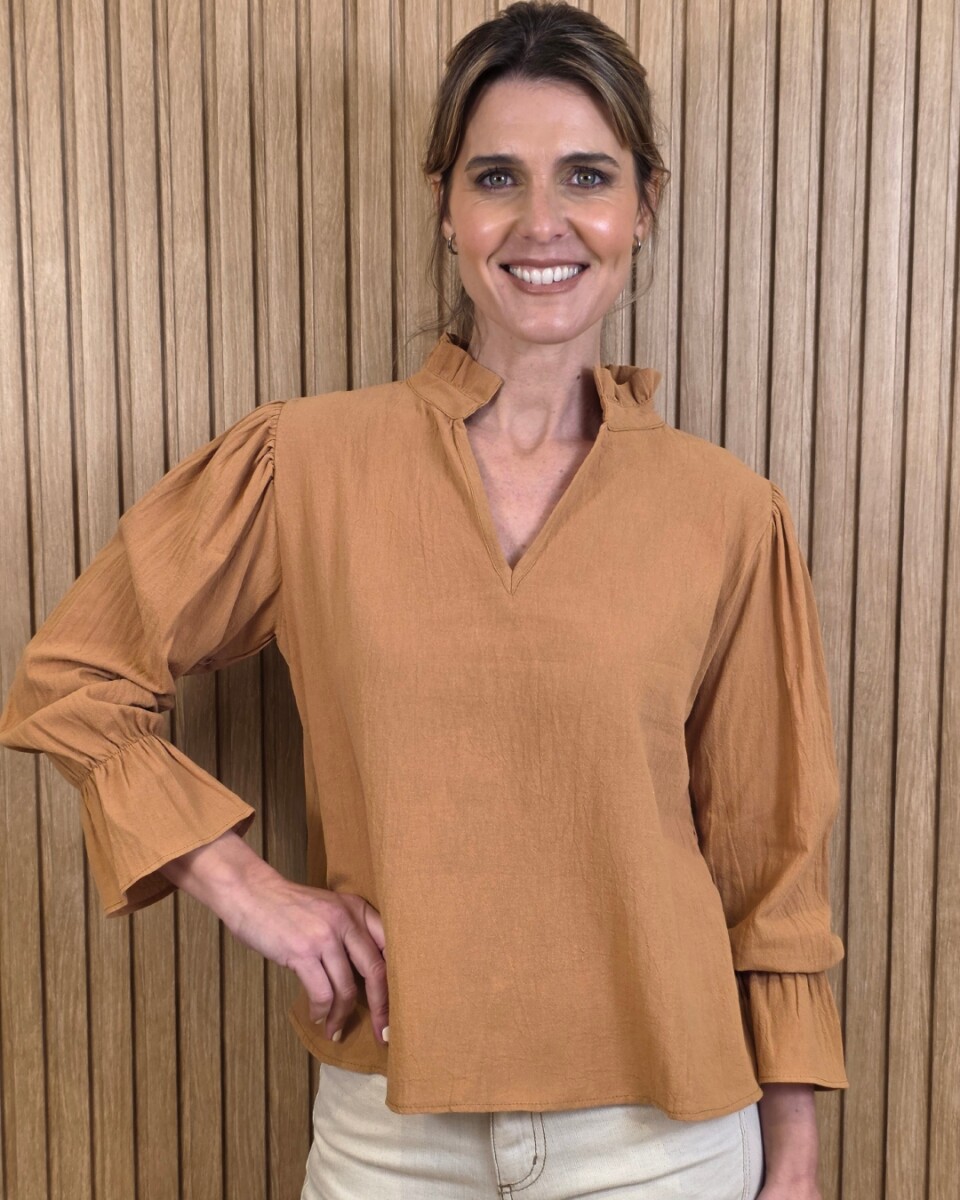 Blusa Copenhague - Camel 