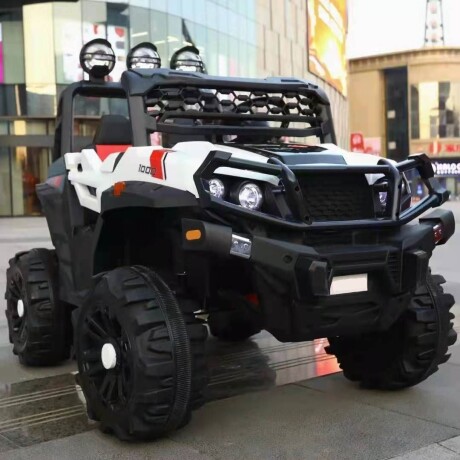 Bebesit Jeep Doble a batería 12V - Blanco Bebesit Jeep Doble a batería 12V - Blanco