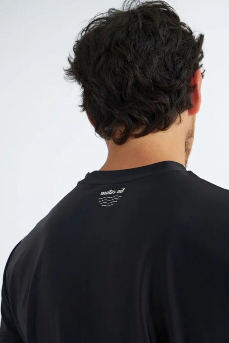 Remera Uv Negro