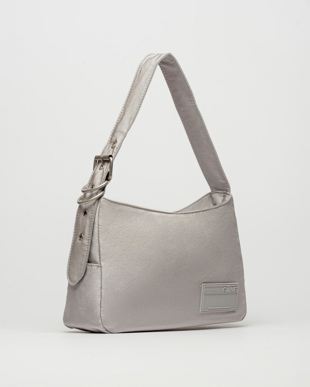 Cartera Al Hombro Gang Glamy En Nylon Metalizado
