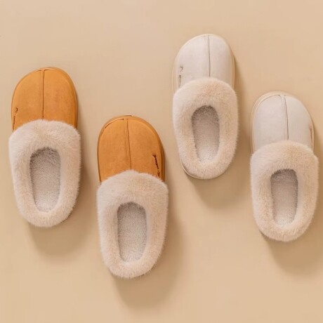 Pantufla Gamuza con Corderito Super Abrigada Antideslizante Beige