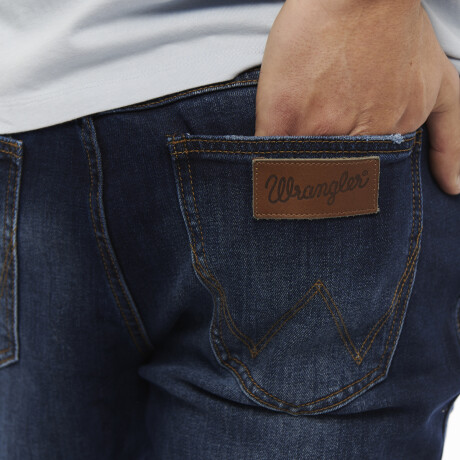 Jean Wrangler de Hombre - GREENSBORO - W72GRB0IND ELD