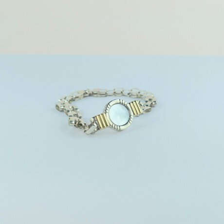 Pulsera de plata 925, double en oro 18 ktes y nácar. Pulsera de plata 925, double en oro 18 ktes y nácar.