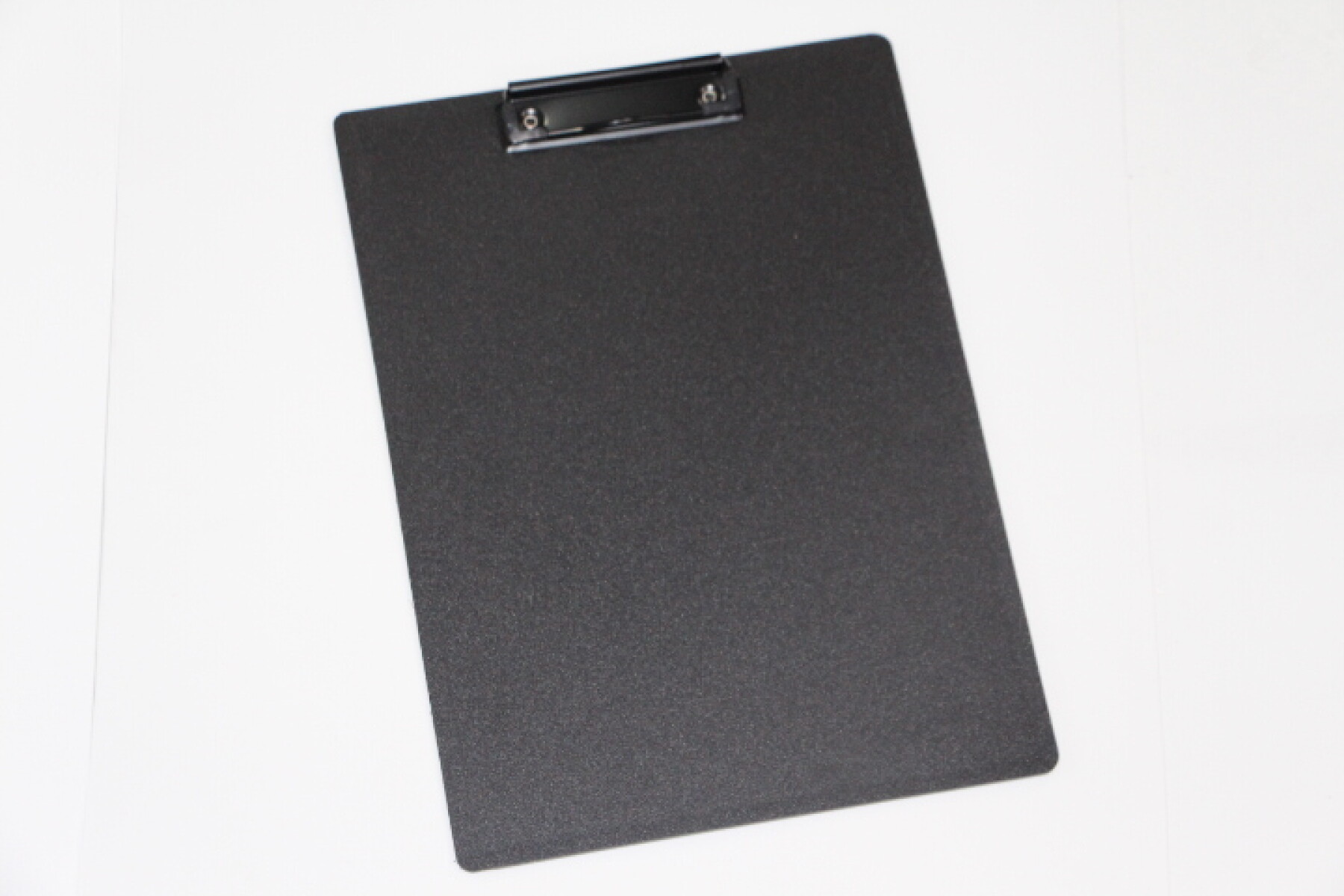 TABLA CON APRIETA PAPEL A4 