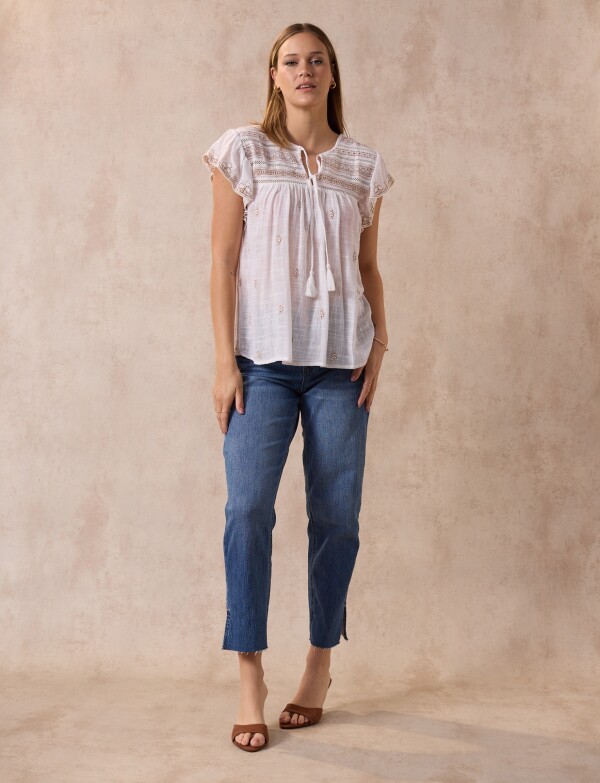 Blusa Bordada CRUDO
