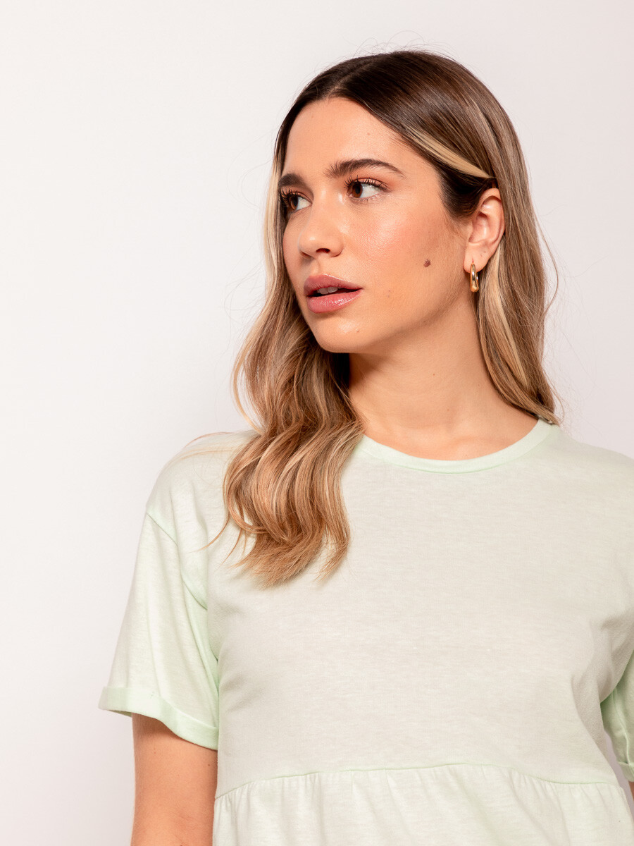 REMERA VOLES - Verde Pastel 