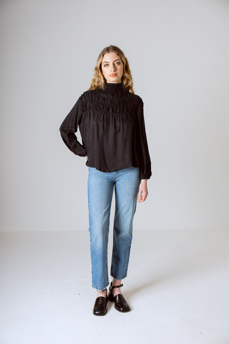 Runa Black