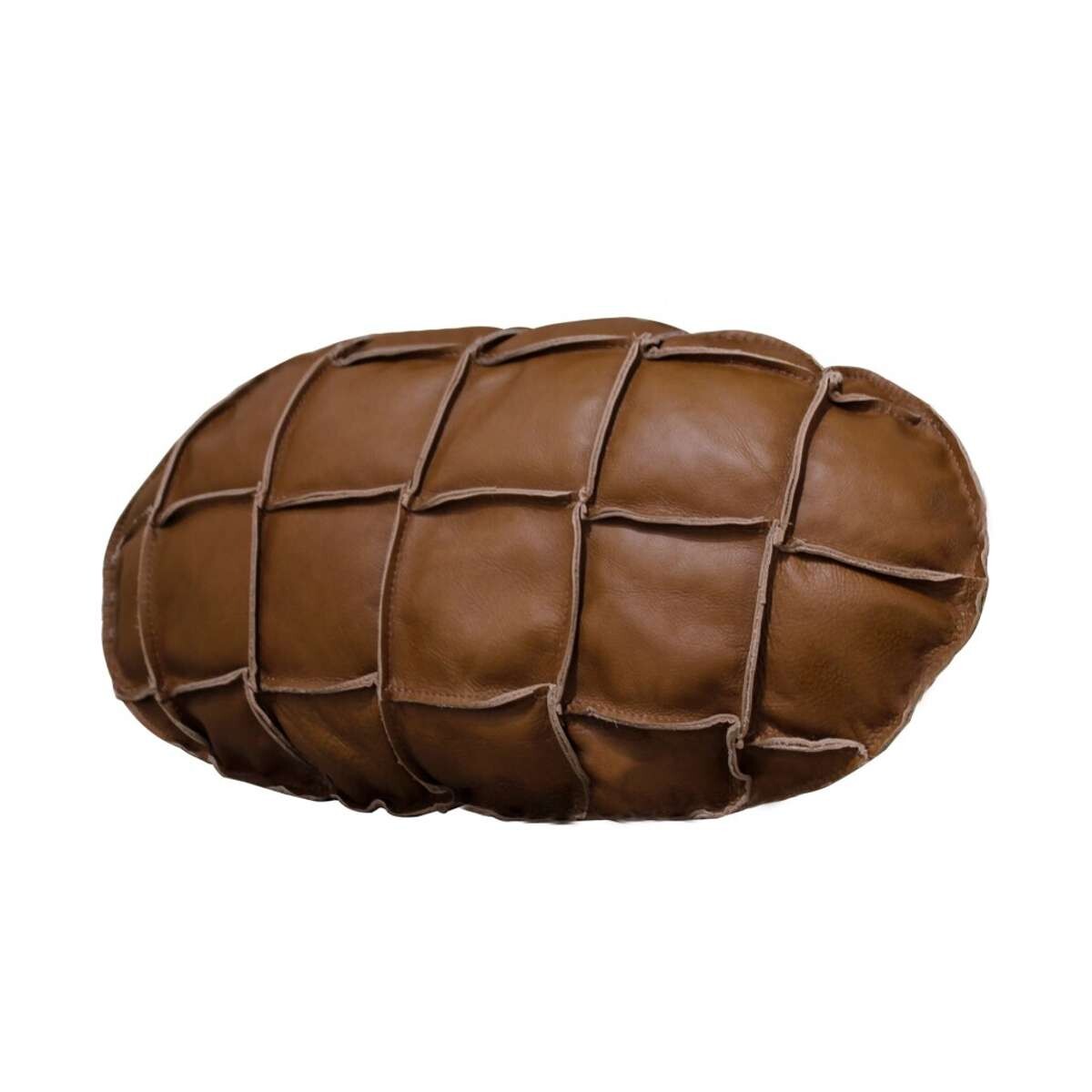 Almohadion Cuero 56x35cm oval chico - Marron 
