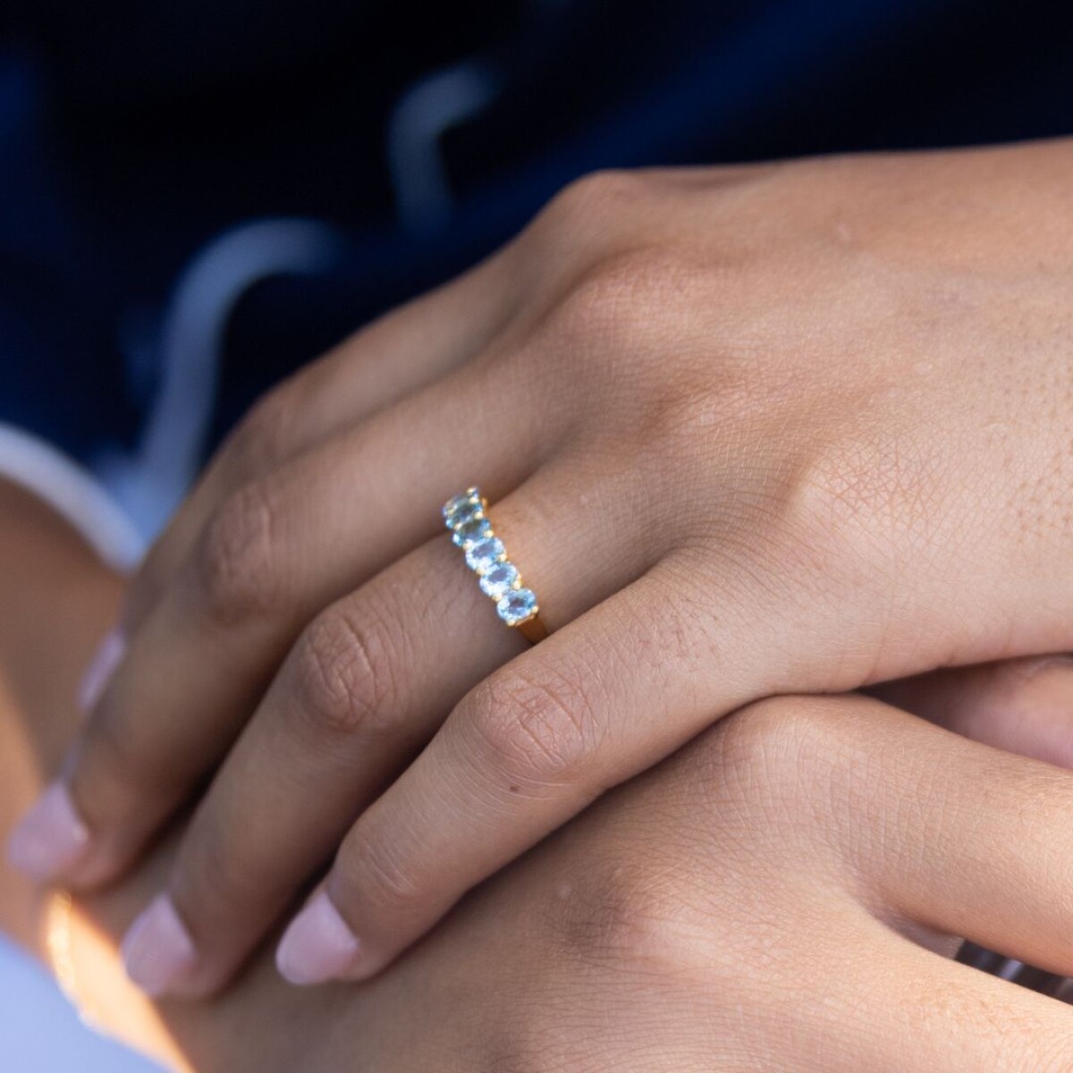 Anillo Medio Sin Fin - Oro 18k 