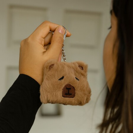 ESPEJO DE CARTERA PELUCHE CAPIBARA ESPEJO DE CARTERA PELUCHE CAPIBARA