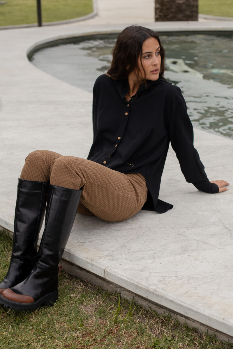 BOTA MONTA FW23 Negro Con Ca
