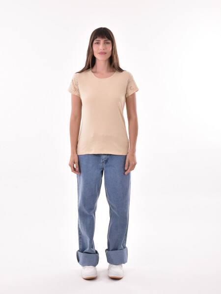 REMERA PAULINA AMAR. PASTEL