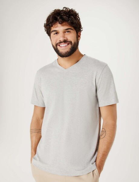 CAMISETA BÁSICA MANGA CORTA CUELLO EN V GRIS