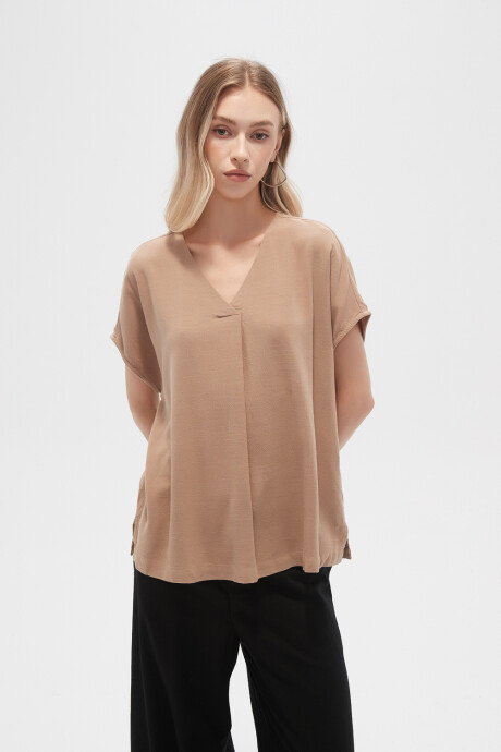 Blusa Addo Beige Oscuro