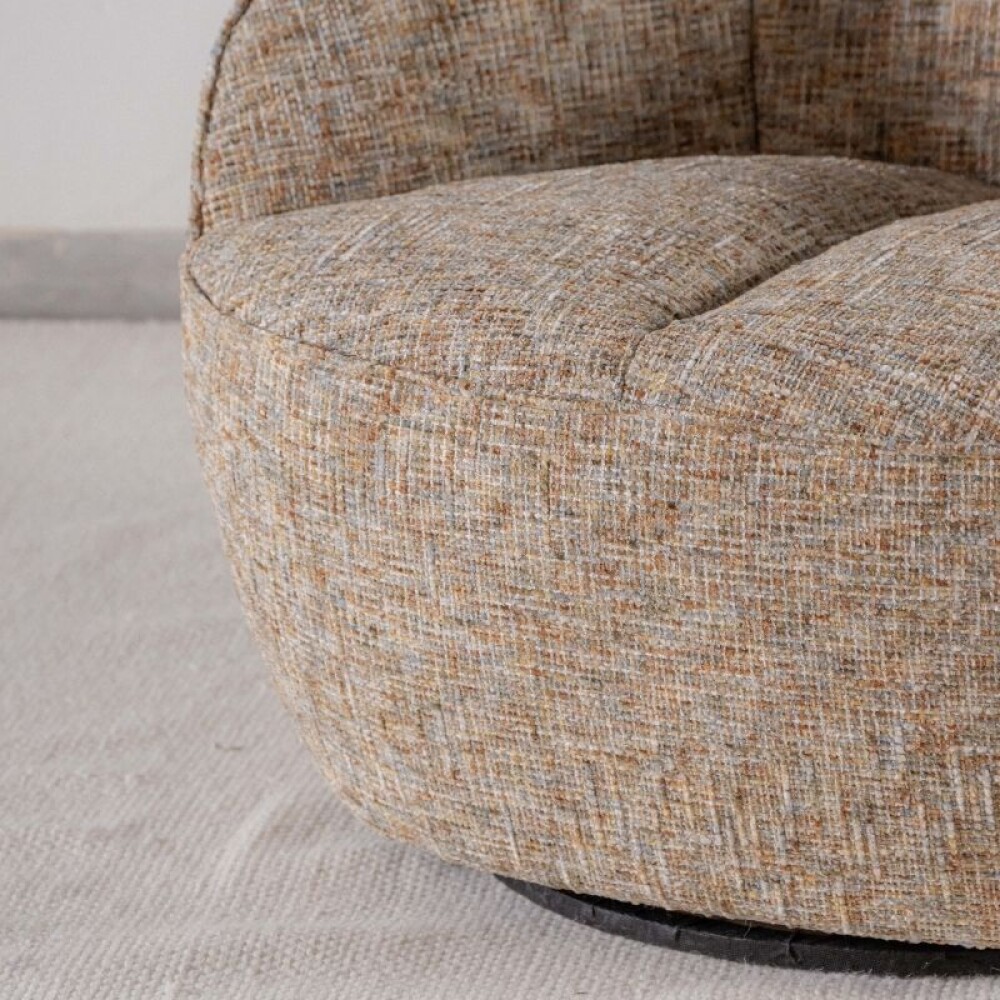 Butaca Felicce / Policromática Butaca Felicce / Policromática