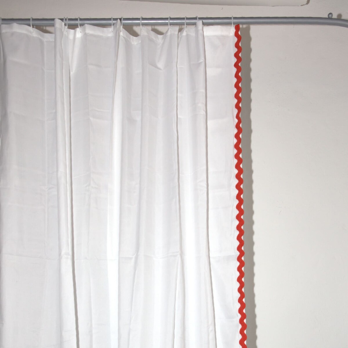 Cortina de baño Ondas - rojo 