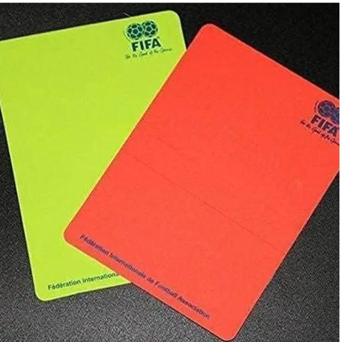 Set de Tarjetas Para Arbitro 