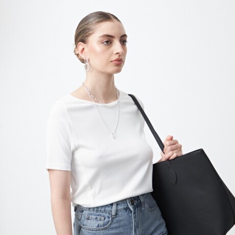 REMERA MIYASAKI Crudo