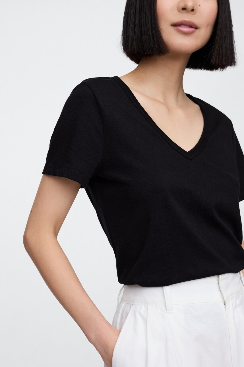 Remera Cuello V Mujer Navy Uniform