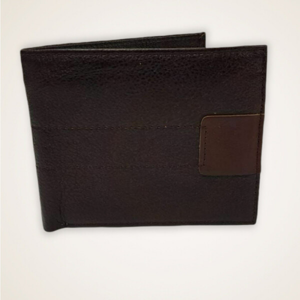 Billetera cuero con volante y cierre Marron