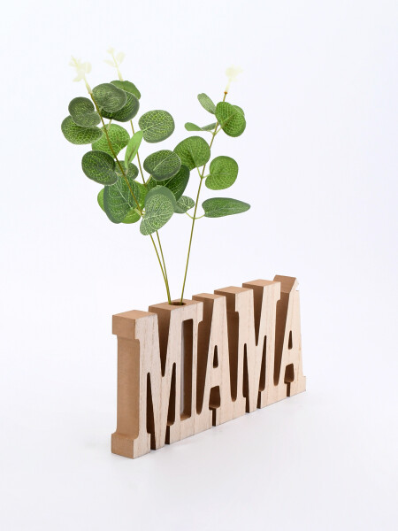 CARTEL CORPOREO MAMÁ MADERA