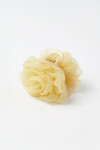 Broche flor tul amarillo