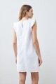 Vestido de lino con vivo metálico blanco