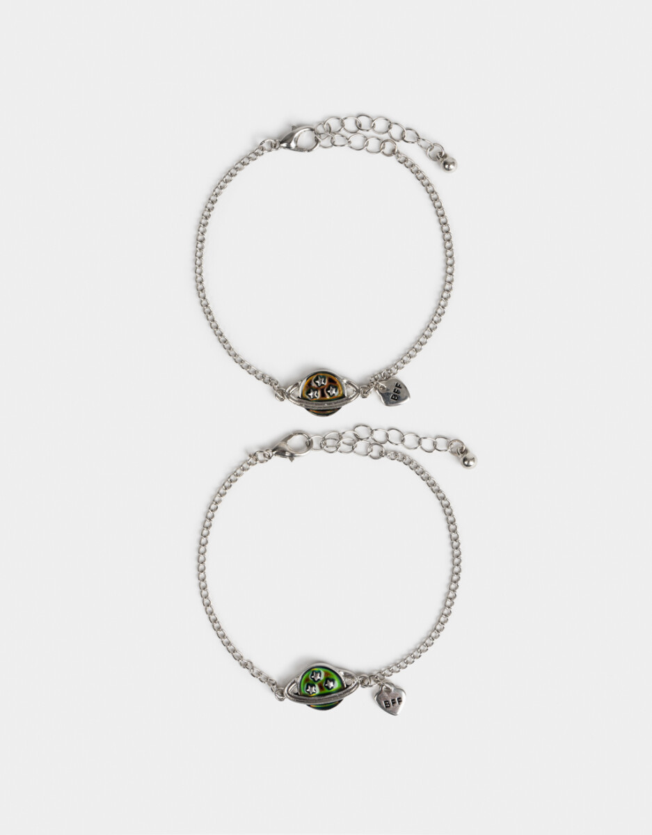 Set De Pulseras Flexibles Con Dije Planeta 