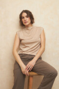 TOP YOLAN Beige