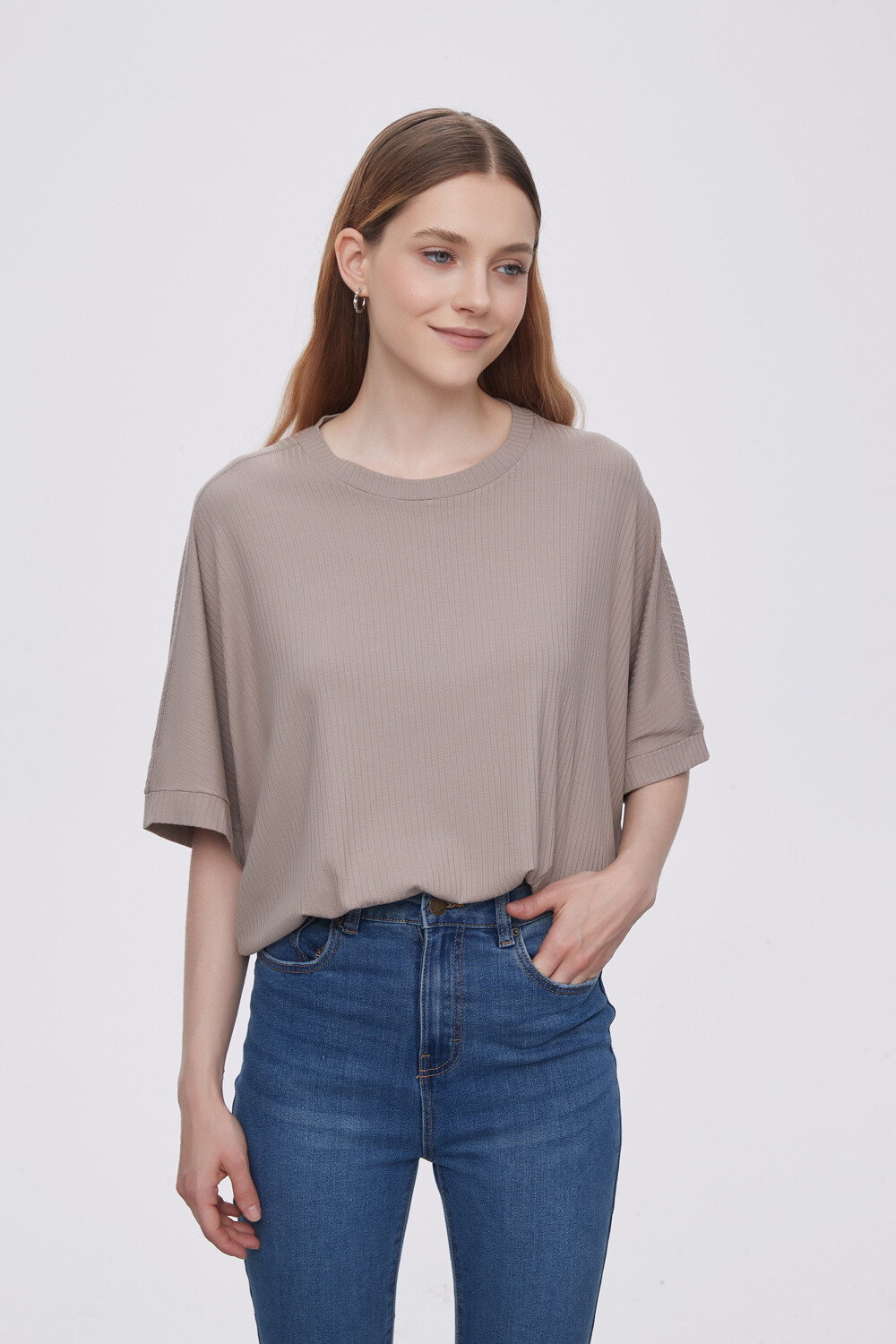 Remera Whynder Taupe / Mink / Vison