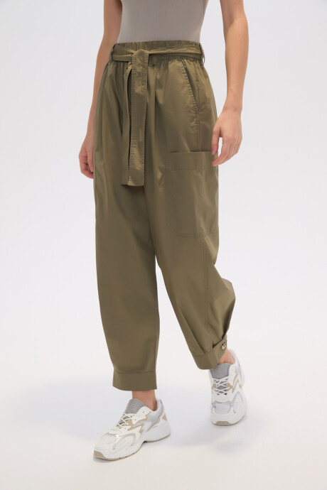 Pantalon Aelare Verde Oliva