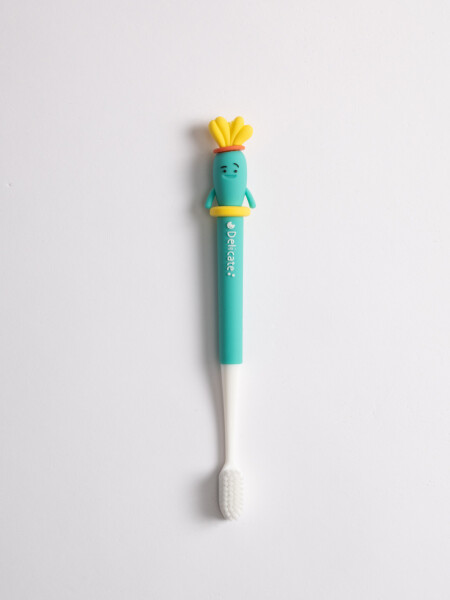 Cepillo de dientes zanahoria Verde