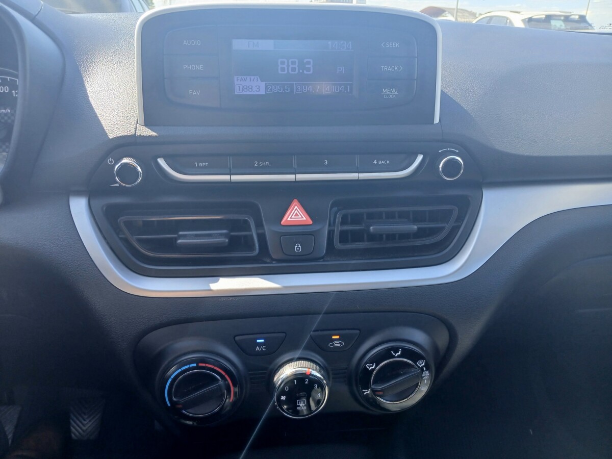 Hyundai HB20 Comfort EXCELENTE ESTADO! | Permuta / Financia Hyundai HB20 Comfort EXCELENTE ESTADO! | Permuta / Financia