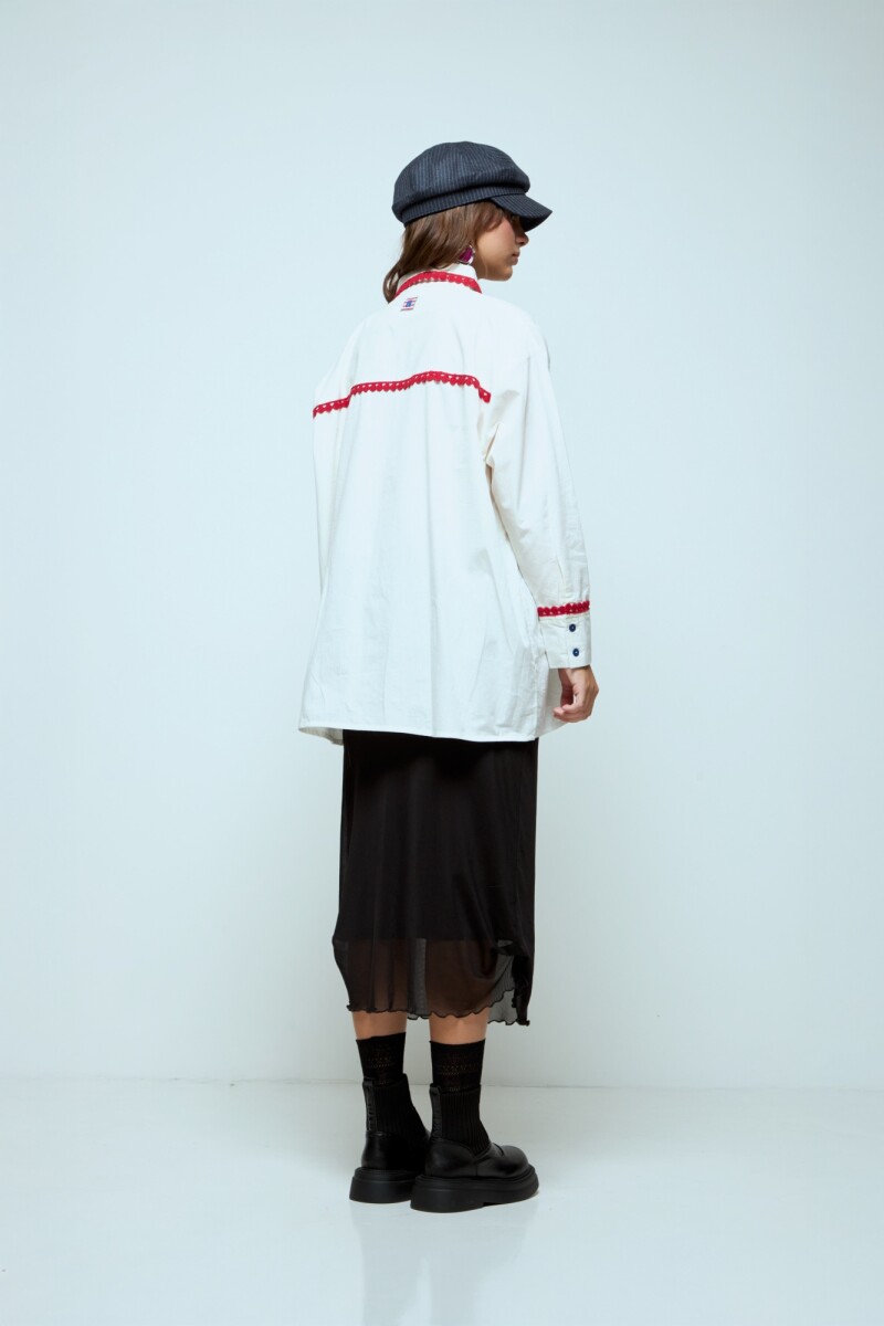 Camisa con puntilla blanco