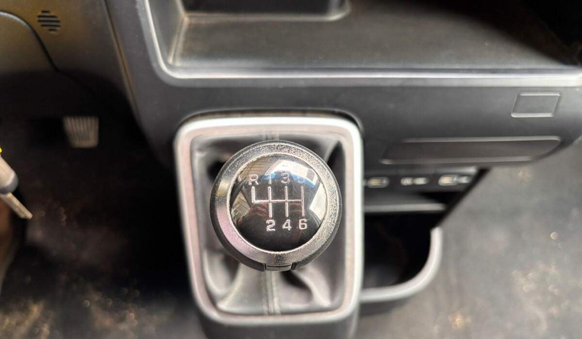 Hyundai Staria 2.2 Diesel Furgon - 2024 Hyundai Staria 2.2 Diesel Furgon - 2024