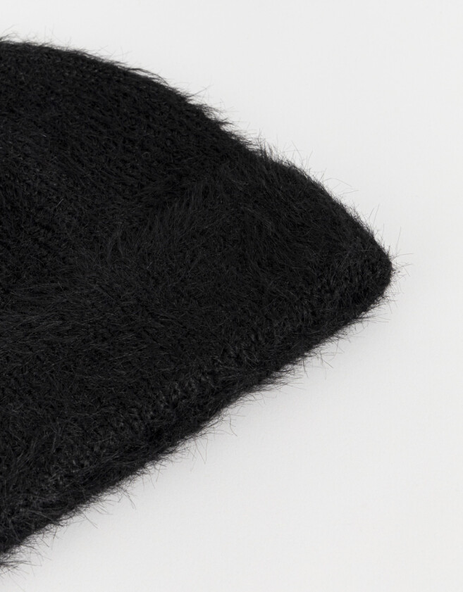 Gorro Romántico Gorro Efecto Peluche - Negro